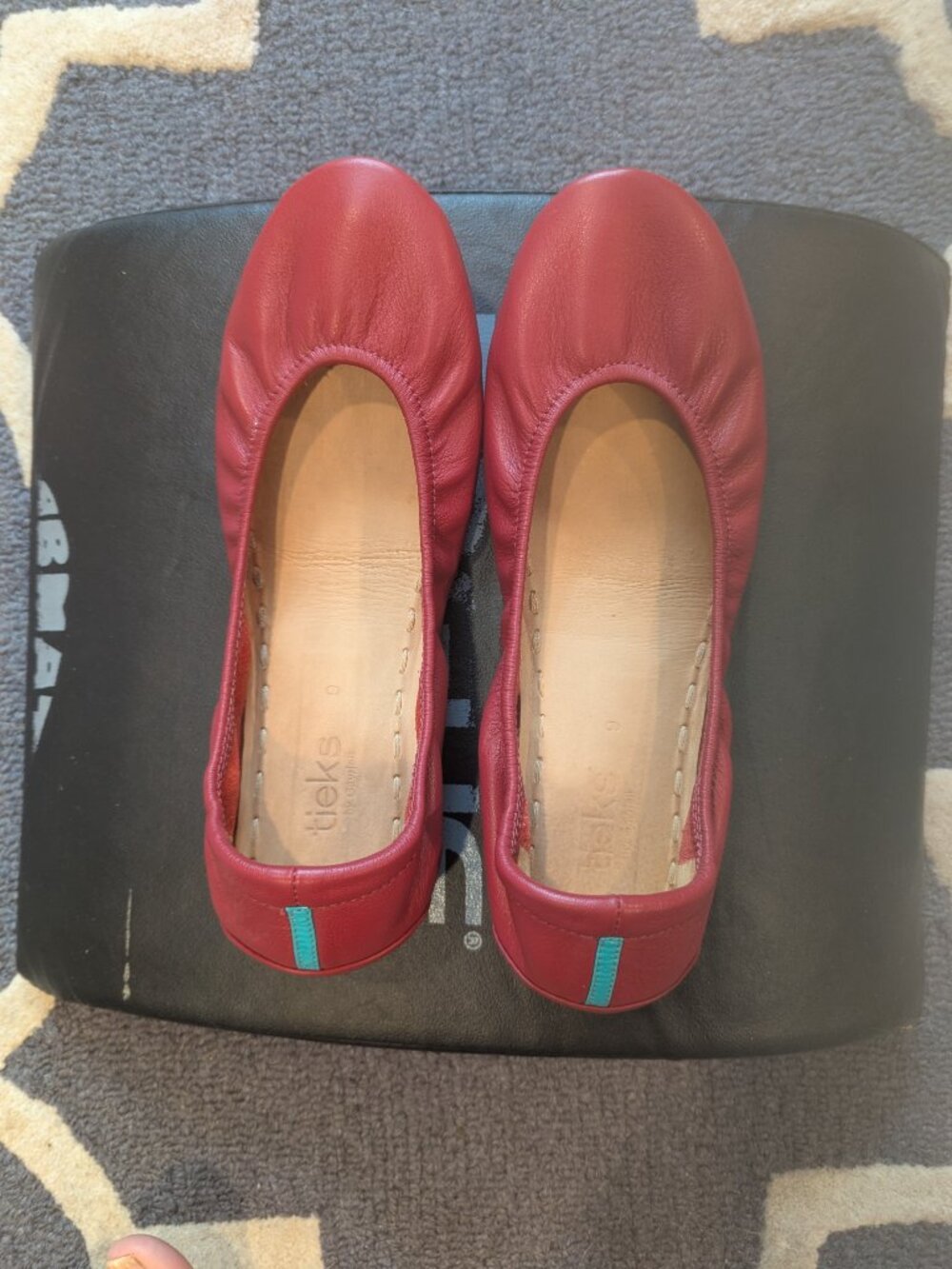 Tieks - Cardinal Red - Size 9 - Picture 4 of 8